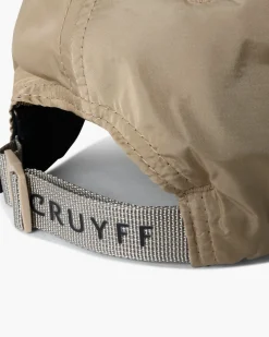 Hot Cruyff Scott Pitcher